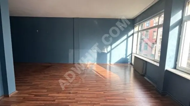 Apartment for rent 3+1, fourth floor with elevator, 120m² in Nişantaşı