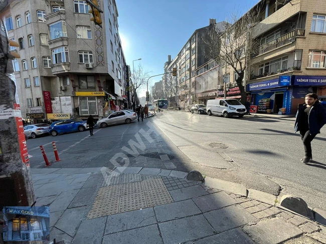 Shop for sale with a net area of 160 square meters on Yildiz Tepe Street with high value