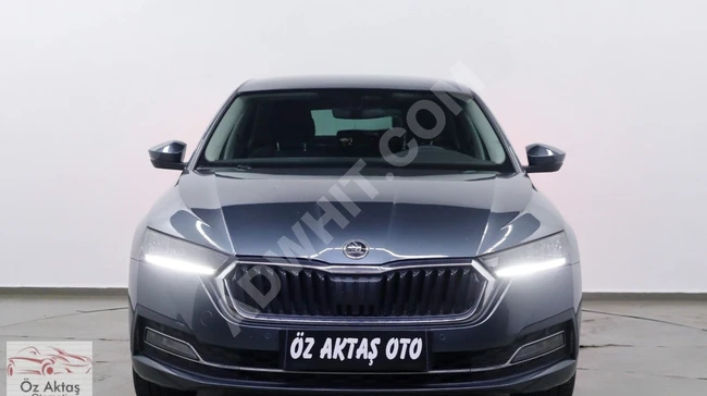 2021 Octavia Premium Hybrid Henüz 68.000 Km'de Titanium Gri ORJ!