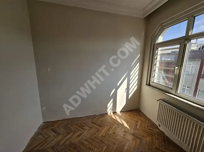 4+1 apartment for sale near the Grand Mosque, 165 square meters, in a building with an elevator in Zeytinburnu, Nuri Pasha neighborhood