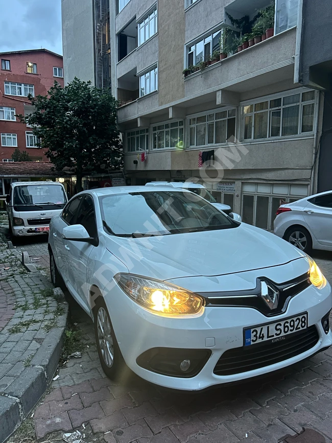 Renault Fluence 1.5 DCI 2015 model from the owner directly