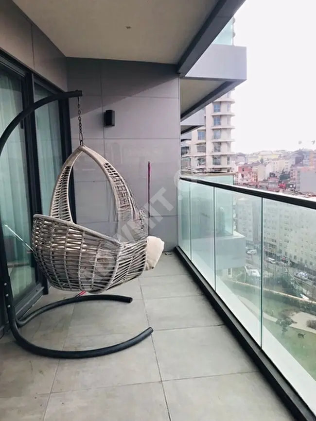 Newly furnished 1+1 apartment for sale in Sinpaş Gueen complex in Şişli