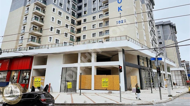 İstanbul House'dan, Ana Cadde Üzeri, 380m2, Asma Katlı, Dükkan