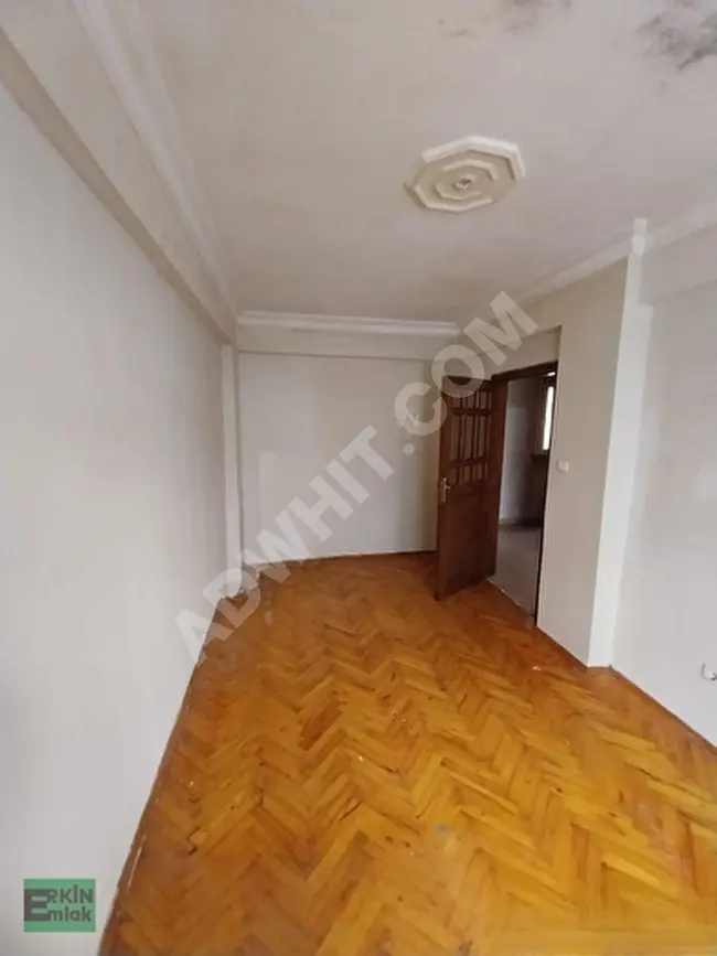 Duplex apartment 4+2 with terrace and separate doors, 12 minutes away from Sisli Osmanbey metro station