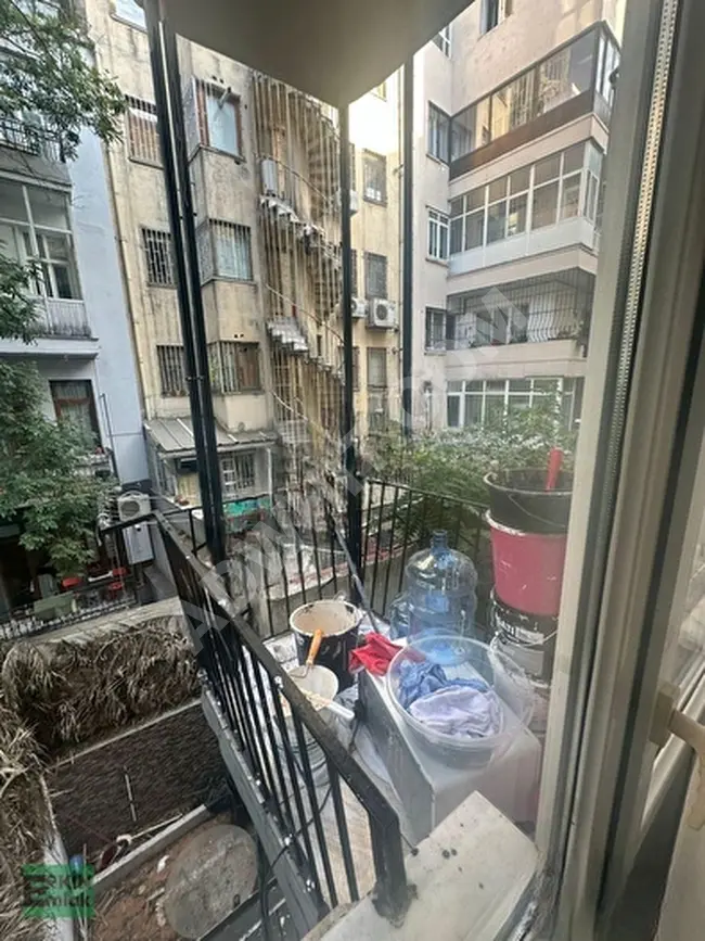 A fully furnished 2+1 apartment on the street behind the Şişli Mosque