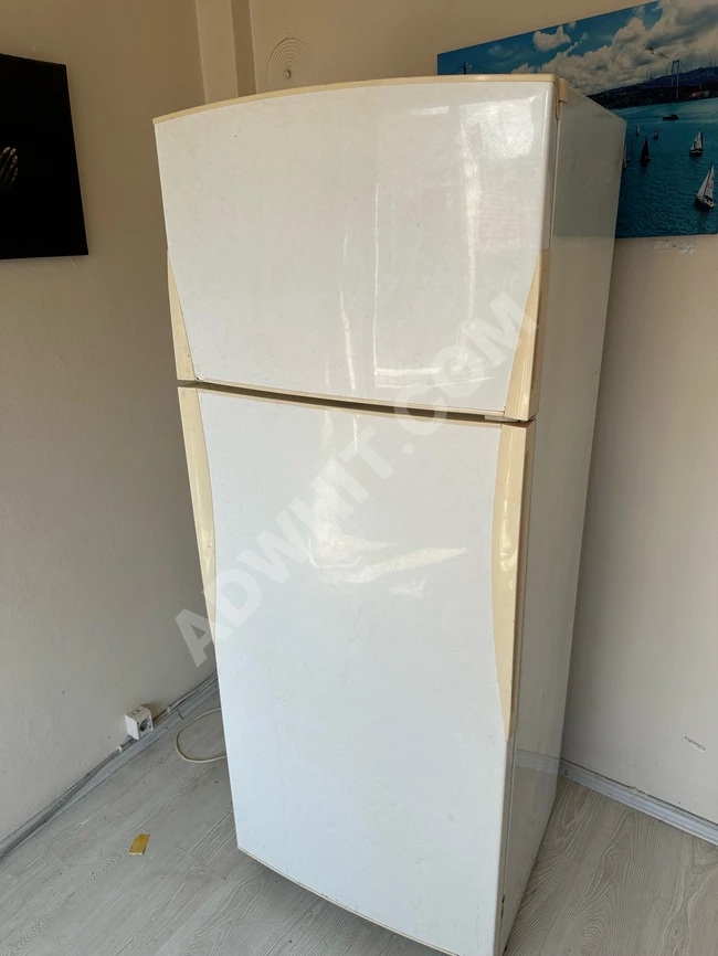 Fridge for sale and it works