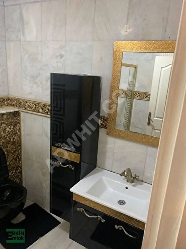 3+1 apartment with an area of 150 square meters, with an elevator, overlooking İski Park in Şişli Feriköy