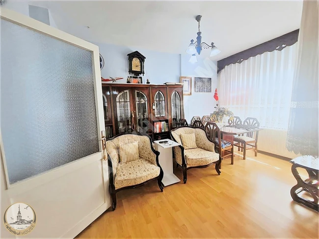 Apartment for sale 3+1 near YAYLA Metro and Metrobüs in BAHÇELİEVLER