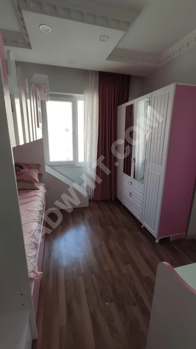 Three rooms and a living room, suitable for families, Beylikdüzü