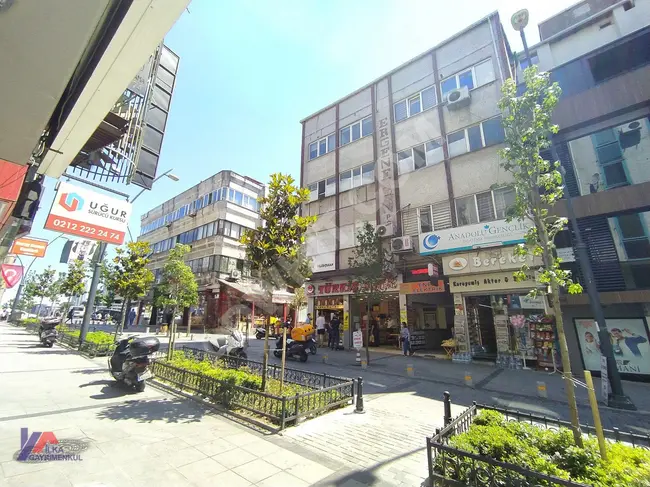 Shop for rent with an area of 150 square meters, located on flat land in KAĞITHANE TALATPAŞA