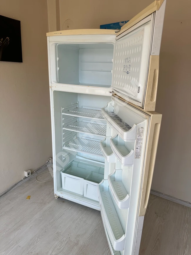 Fridge for sale and it works