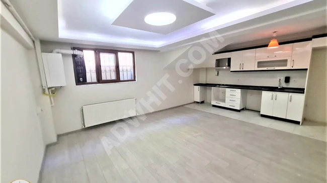 Apartment for sale 2+1 in a 5-year-old building, close to Metro and Metrobüs YAYLA in BAHÇELİEVLER