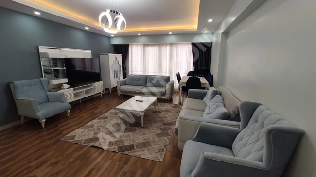 Three rooms and a living room, suitable for families, Beylikdüzü