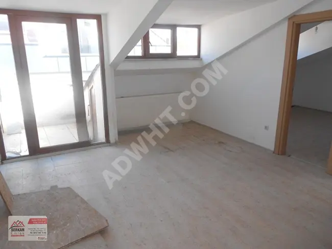 Bayrampaşa altıntepsi mah. dubleks daire 180 m kare 4+2 asnsörlü 5. senelik daire