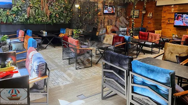 At the center: A luxurious cafe suitable for hookah, consisting of 3 floors, available for rent