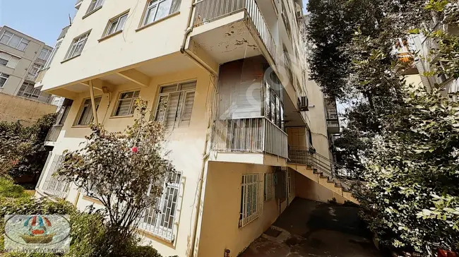 Ground floor apartment, 2+1, renovated, with parking and three facades