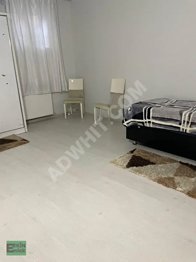 Room for rent (bayan ev arkadaşı arıyorum)