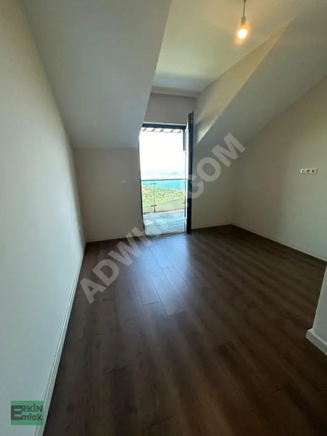 Duplex apartment for rent 3+1, new with terrace in İzmit Toki Deprem Konutları