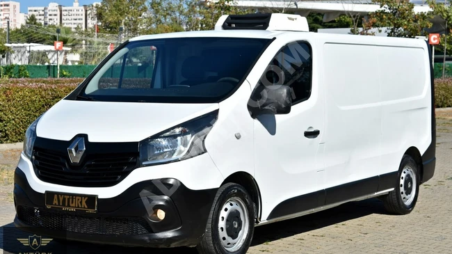 Renault Trafic 2017 equipped with a FRİGOFİRİK cooling system, from the first owner, in good condition with no expenses