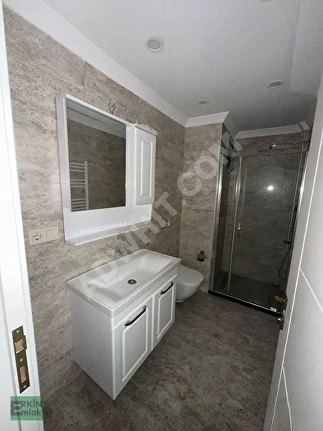 2+1 apartment in a new building, 12 minutes from Şişli Osmanbey metro station