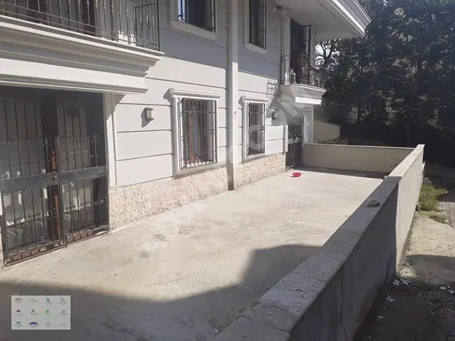 For sale: 1+1 apartment suitable for a loan in a new building with parking, elevator, and a separate kitchen, just 10 steps from ORTAKLAR Street