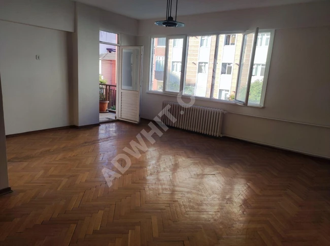 3+1 apartment suitable for families, singles, and students, 10 minutes away from MECİDİYEKÖY metro