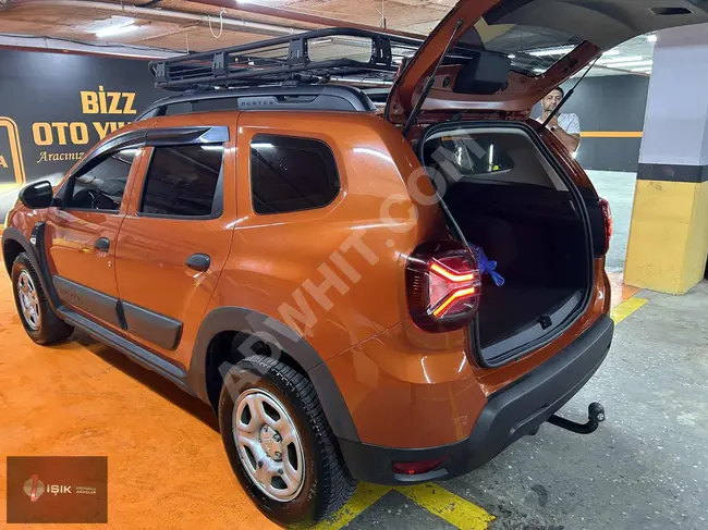 Dacia Duster 1.3 TCE with 150 horsepower 4X4, model 2021 without any paintwork, with towing bar accessories