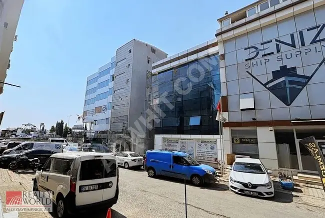 High-yield commercial building for rent near the main street located in TUZLA, in the İÇMELER area