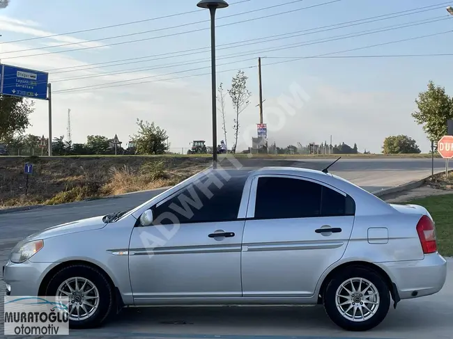 MURATOĞLU__2008 HYUNDAİ ACCENT ERA LPG ÇELİK JANT GERİ GÖRÜŞ