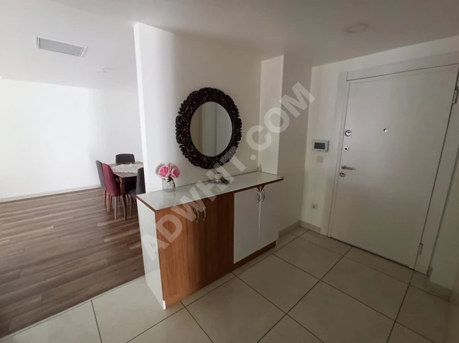 Apartment with three rooms and a living room in Beylikdüzü