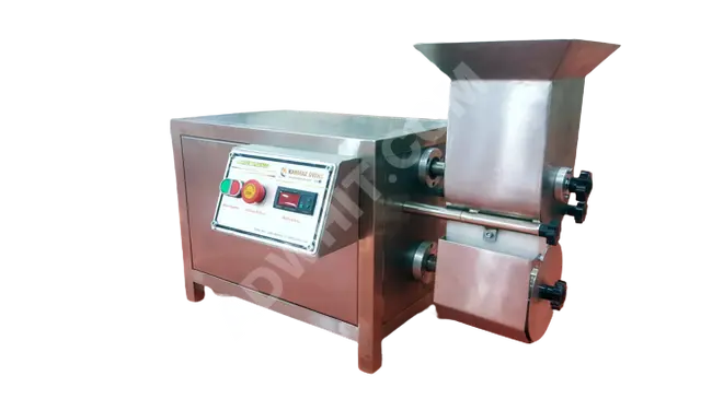 Falafel making machine