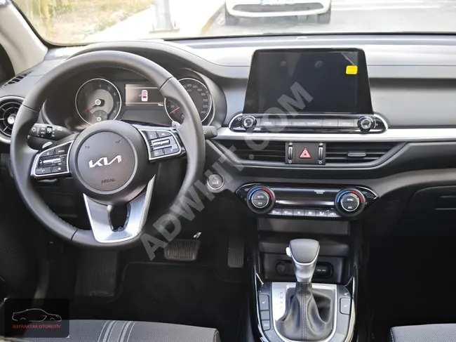 2023 Kia Cerato in excellent condition, no accidents, perfect, equipped with a panoramic roof and lane tracking system