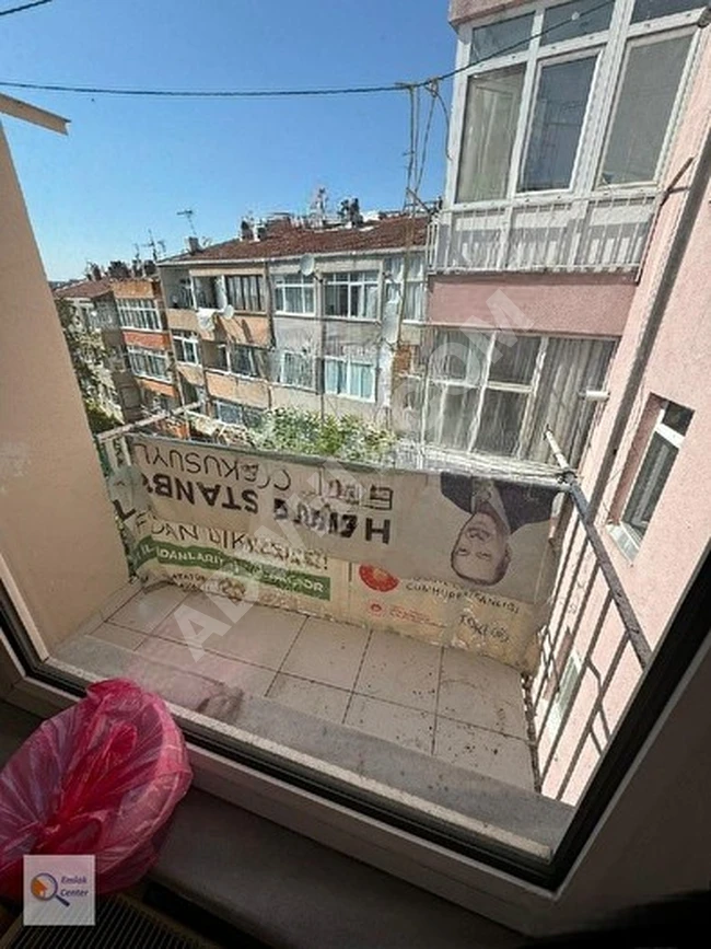 Apartment for rent 2+1 in an area close to Çapa, ad from Emlak Center