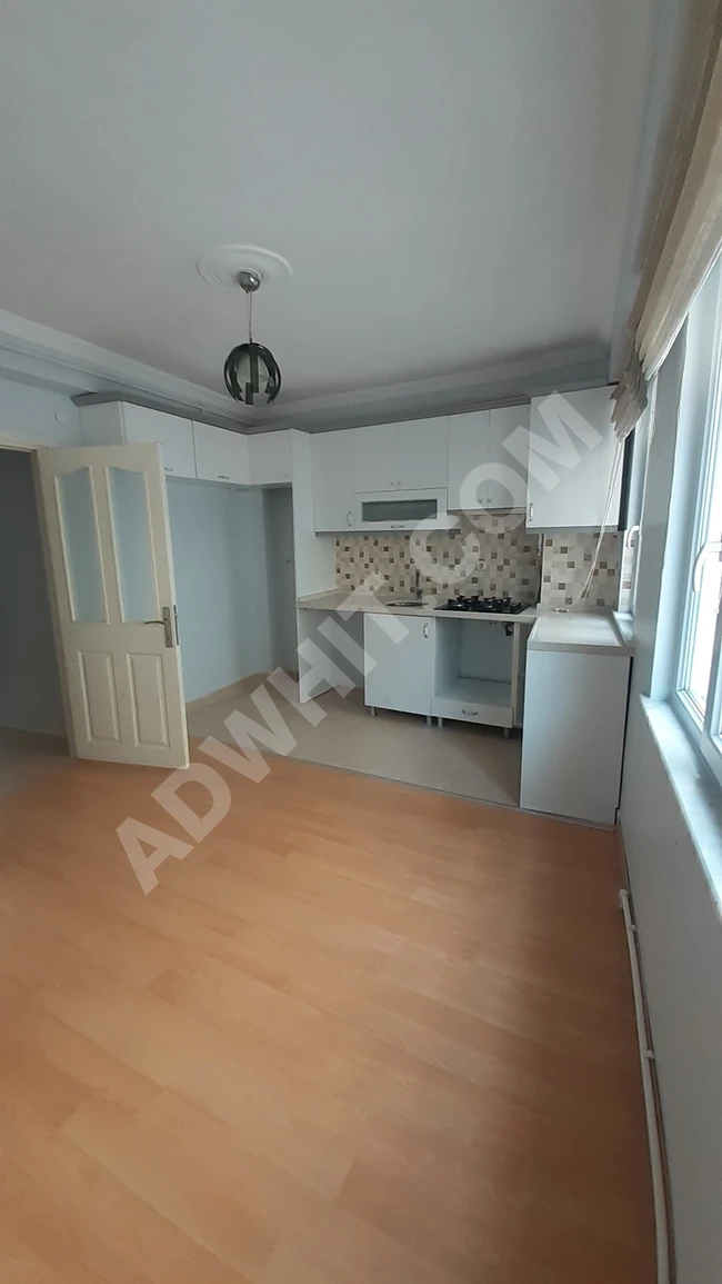 Apartment for sale consisting of 2+1 in the Küçük Hamam area from Emlak Center