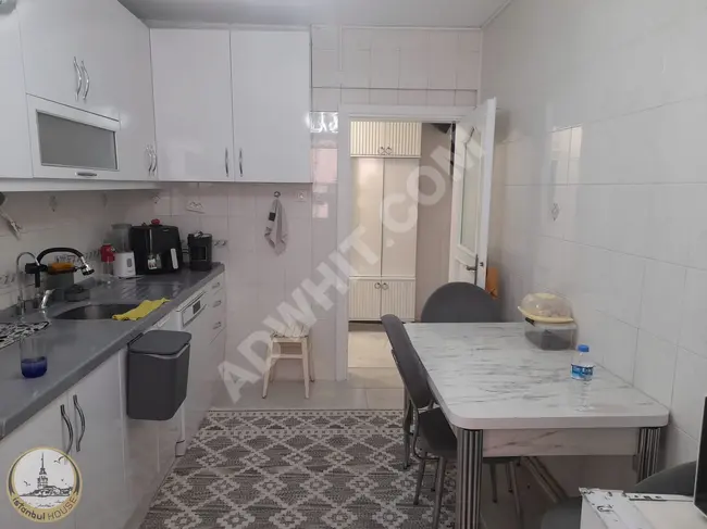 Spacious and comfortable 3+1 apartment on the middle floor in B.EVLER for sale by İSTANBUL HOUSE