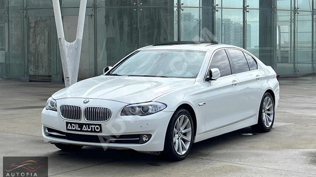 من ADİL AUTO: سيارة بي ام دابليو 2012  5.25d xDrive، 280,000 كم، فتحة سقف