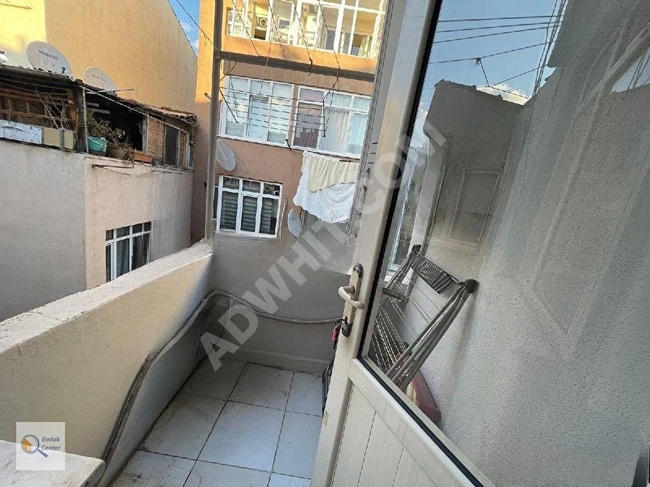 Apartment 2+1 for sale in Fatih Çapa, advertisement from Emlak Center