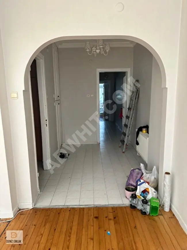 Apartment for rent 2+1 with an area of 90m² with two frontages between FINDIKZADE and ÇAPA on AV PAŞA Street