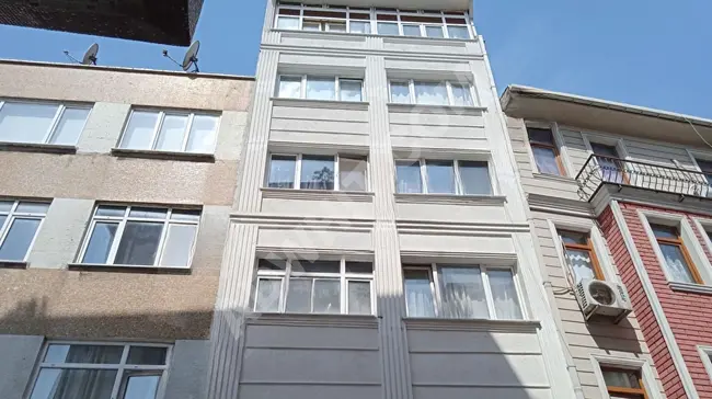 Complete building for sale, 7 floors in the Fatih Fındıkzade area.