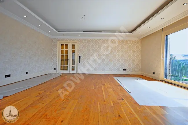 Luxury 4+1 apartment within a residential complex on the Yeşilköy Sahil coast from Istanbul House