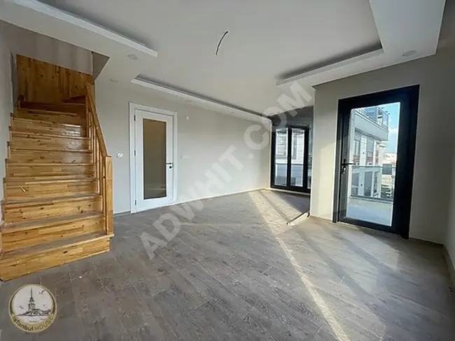 From İSTANBUL HOUSE duplex with enjoyable terrace in BAHÇELİEVLER