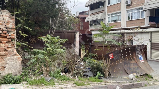 Built land for sale in Ayvansaray