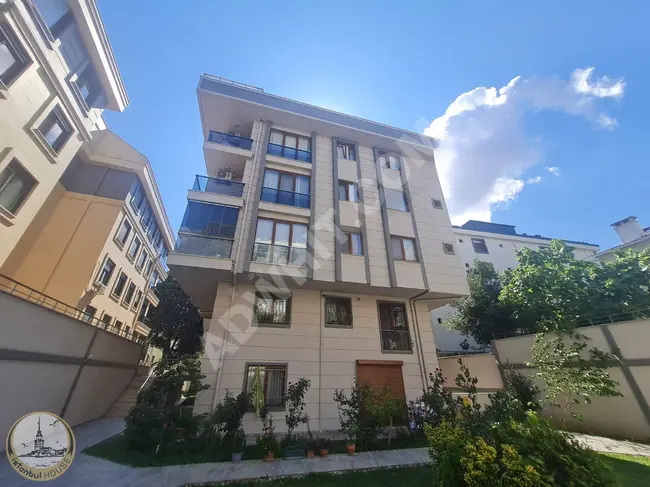 BAHÇELİEVLER MERKEZDE ÖZEL TASARIM 5+2 MUHTEŞEM DUBLEKS DAİRE