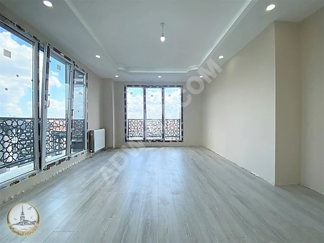 New 3+1 Apartment near Bahçelievler Hospital from İstanbul House