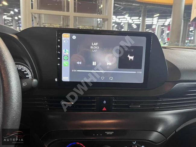 Hyundai i20 model 2022, equipped with a large screen and automatic transmission from ADİL OTOMOTİV