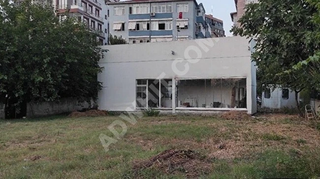 Place of work for rent suitable for a restaurant with a view of the lake in the Küçükçekmece Fatih neighborhood