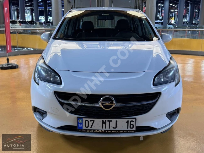 سيارة للبيع Opel Corsa موديل 2017 أوتوماتيك كاملة بدون تغيير ونظيفة جداً