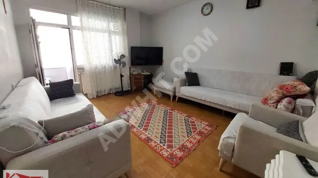 2+1 apartment with an area of 80m², 1st floor, spacious in İKİTELLİ