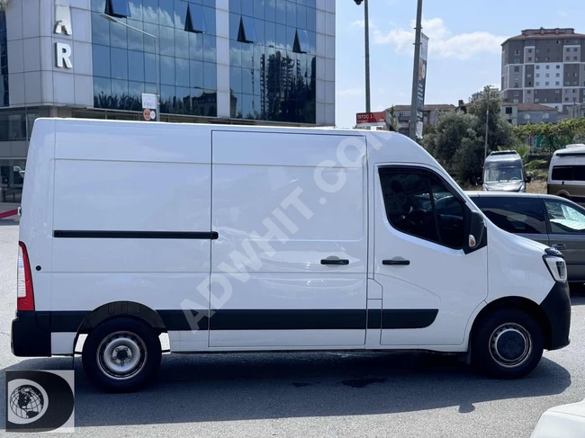 فان للبيع Renault Master موديل 2022 مناسبة للقرض والمقايضة