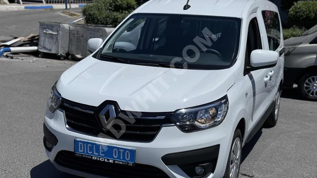 From DİCLE Renault 2023 EXPRESS 53 without defects/with loan support+exchange